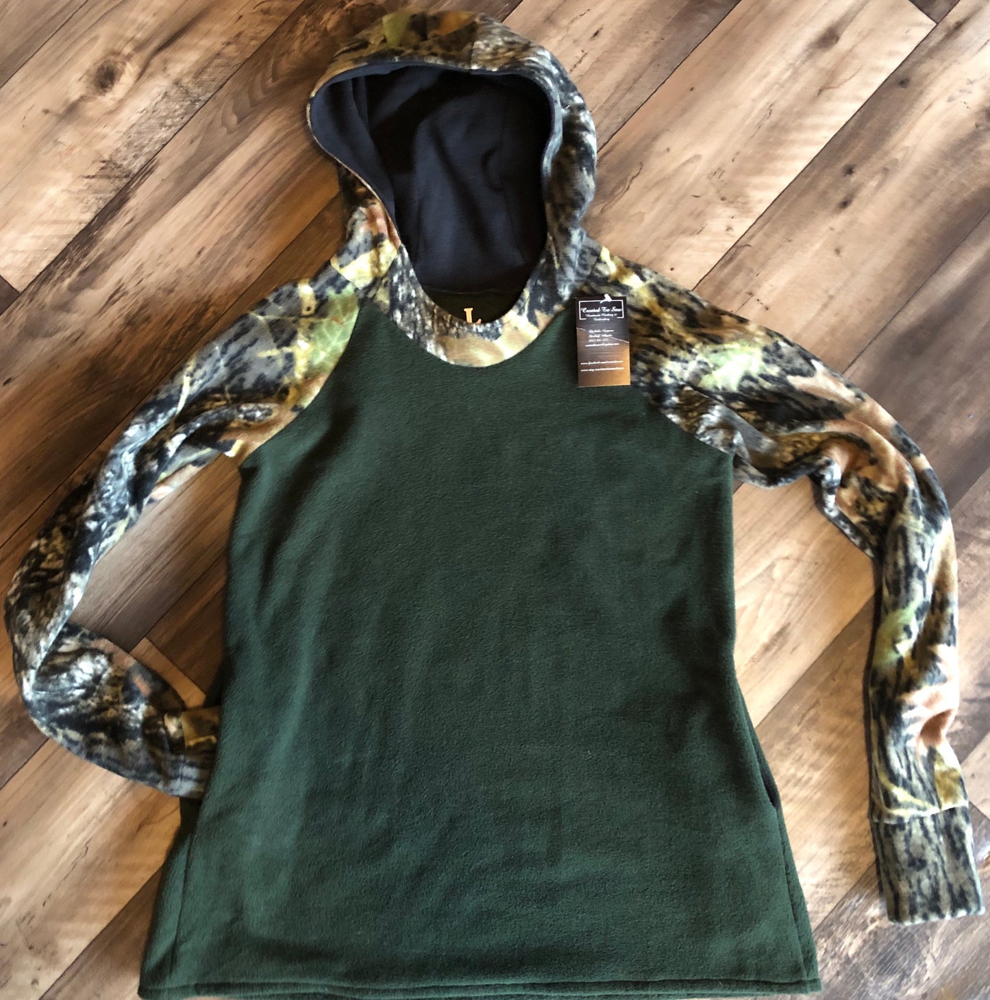 Green And Camo Women’s Fleece Hoodie Size Large