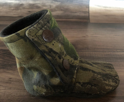 Handmade Camo Baby Stay On Booties Size 6-9m