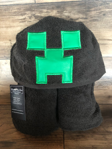Green Creeper Children’s Hooded Towel Black